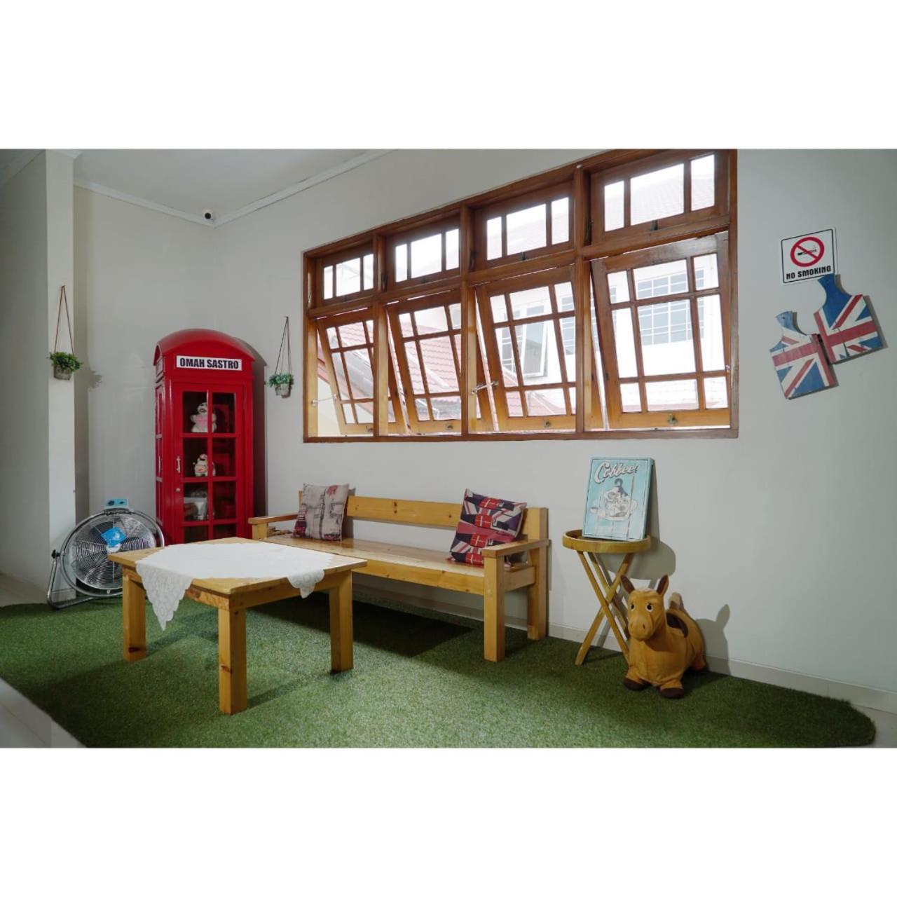 Hotel Omah Sastro 2 Yogyakarta Esterno foto